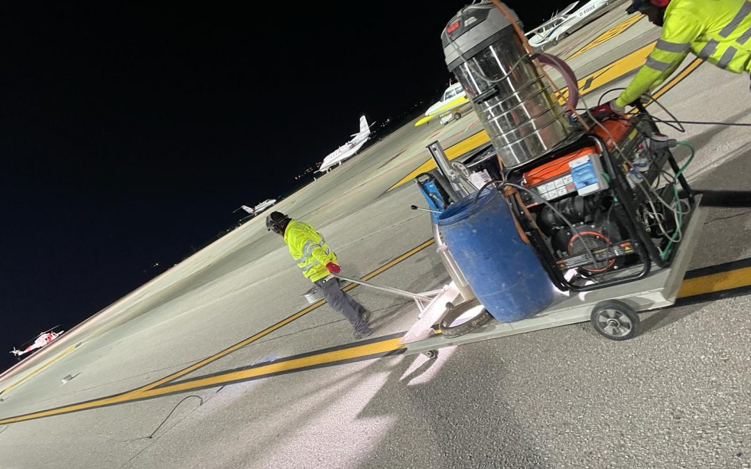 Trabajos de mejora en la rodura y pista del Aeropuerto de Jerez